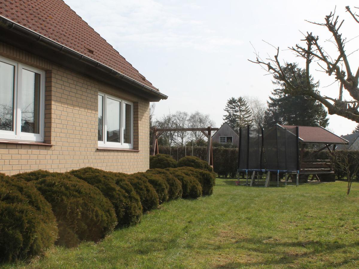 Comfy Farmhouse In Brusow With Garden Kröpelin 외부 사진